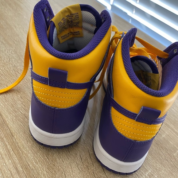 Nike Dunk High Retro “Lakers Outfit” - Picture 5 of 7